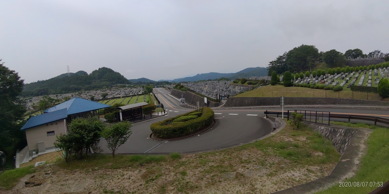 北入口から園内風景