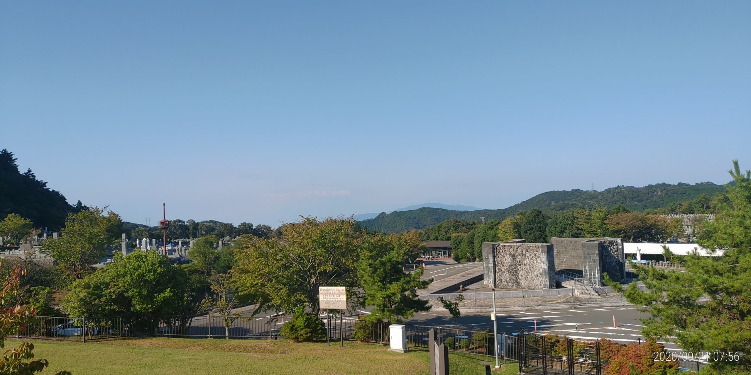 臨時駐車場～中央休憩所風景