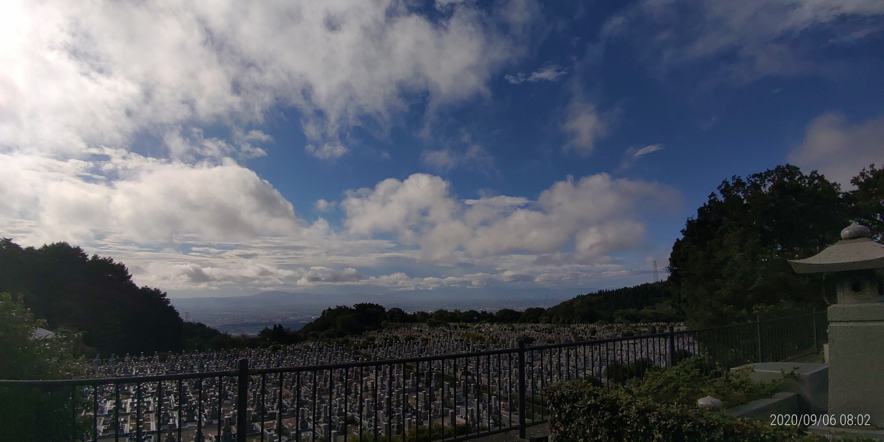 11区1番墓所から園内（南）風景