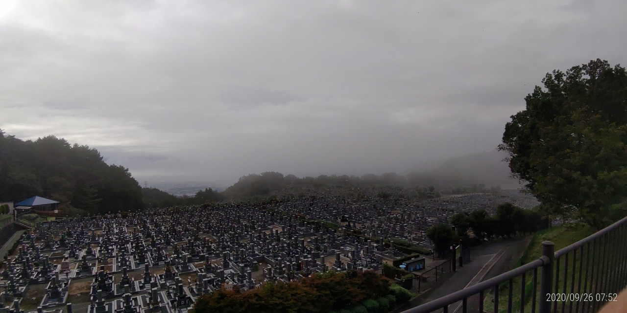 11区1番墓所から園内（南）風景