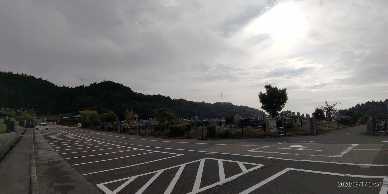 11区7番墓所から園内（東）風景