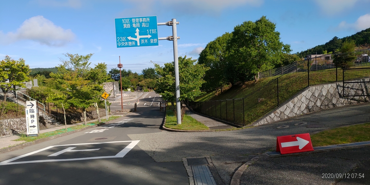 臨時駐車場・及び臨時トイレ入口①