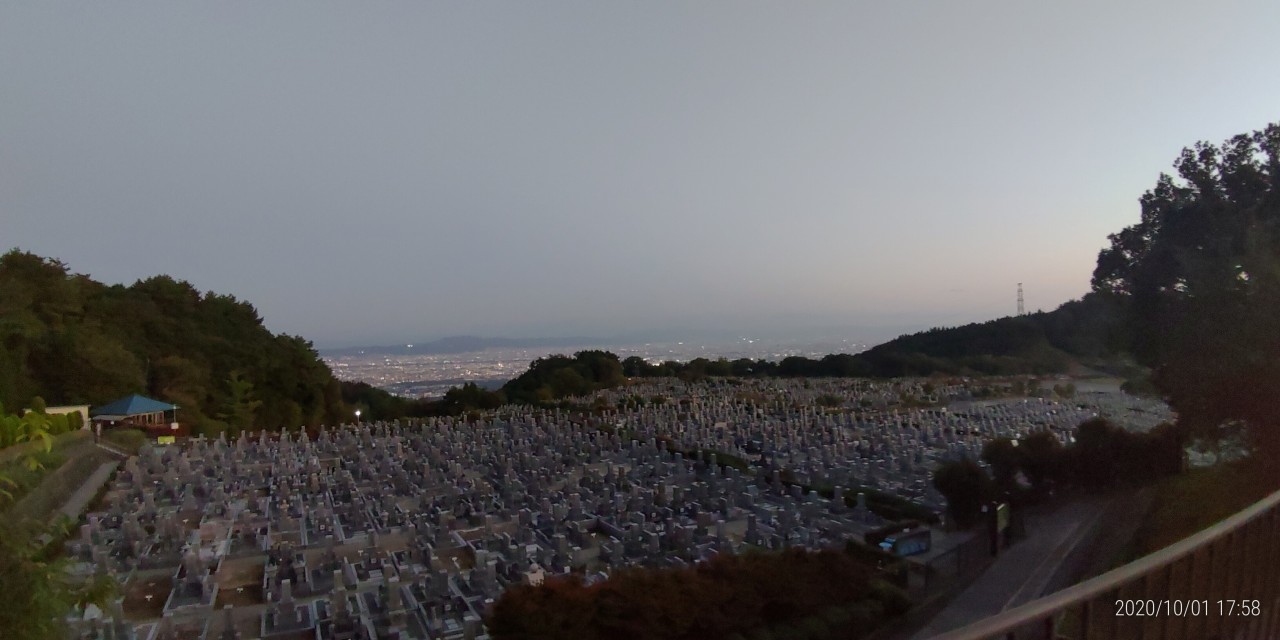 1日夕方・11区1番墓所から園内（南）風景