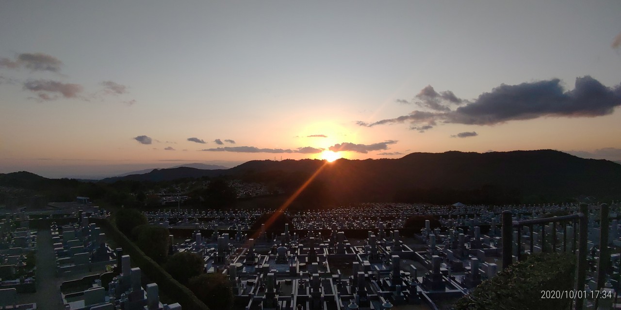 1日夕方・11区7番墓所から園内（西）風景