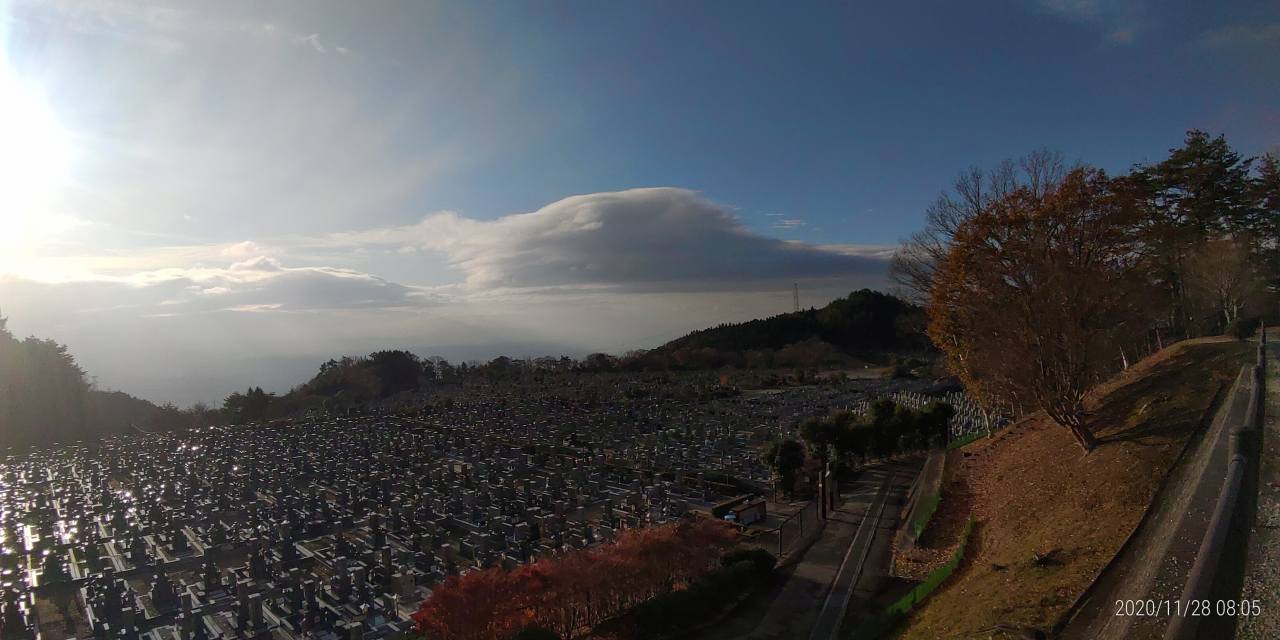 11区1番墓所から園内（南）風景