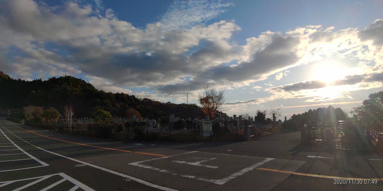 11区7番墓所から園内（東）風景