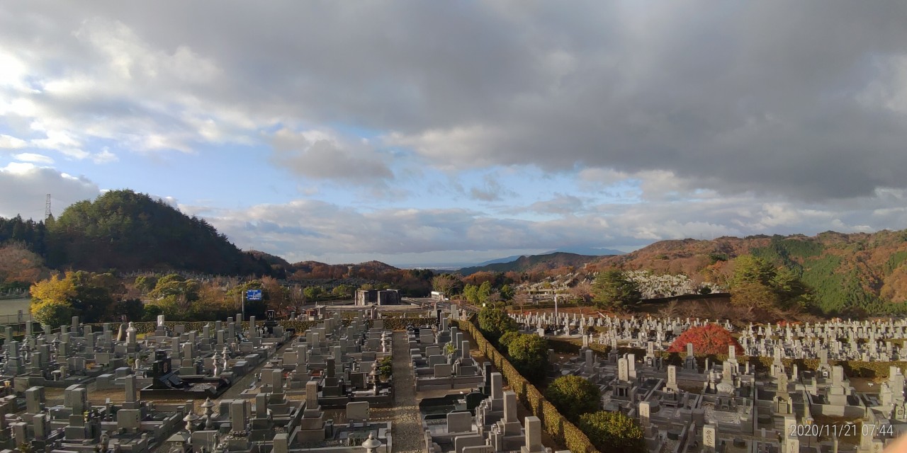 11区7番墓所から園内（南西）風景