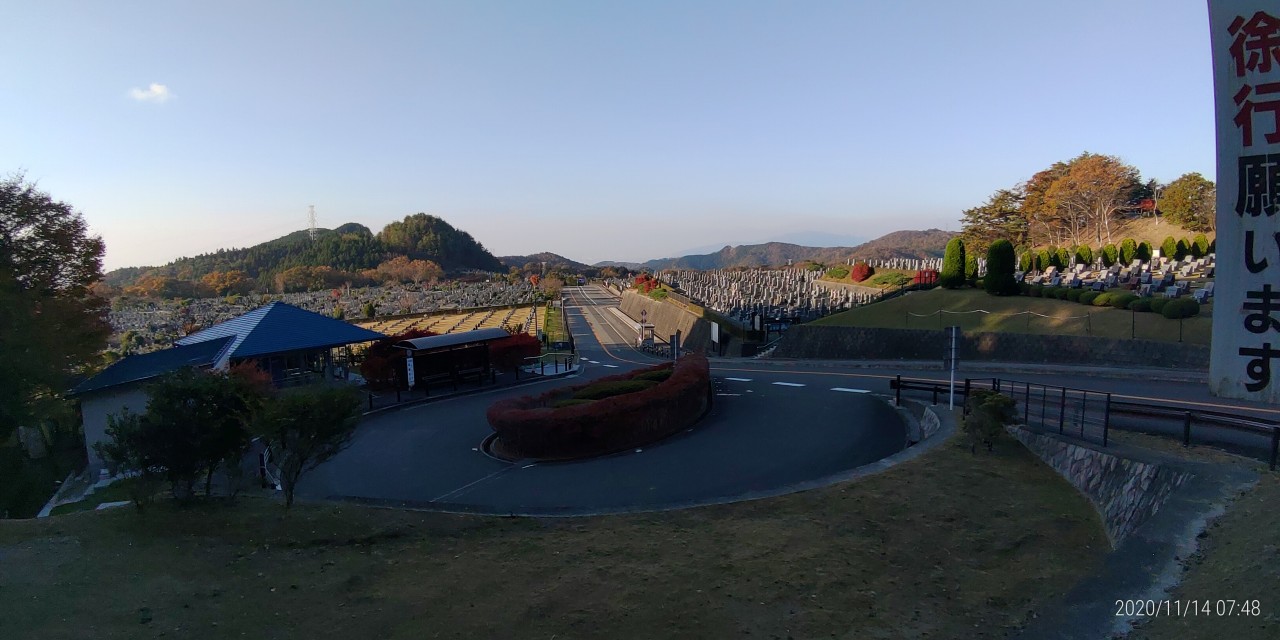 北入口から園内風景