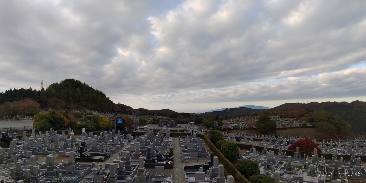 11区7番墓所から園内（南西）風景