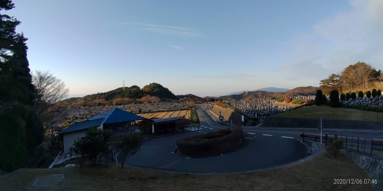 北入口から園内風景