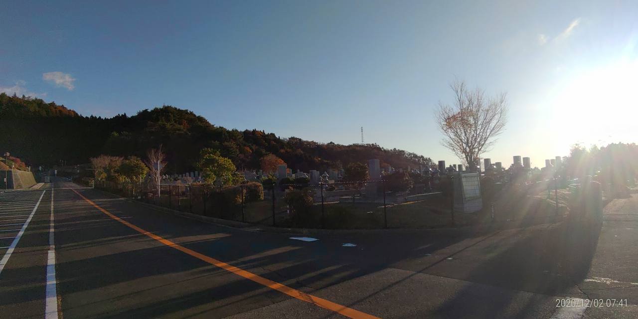 11区7番墓所から園内（東）風景