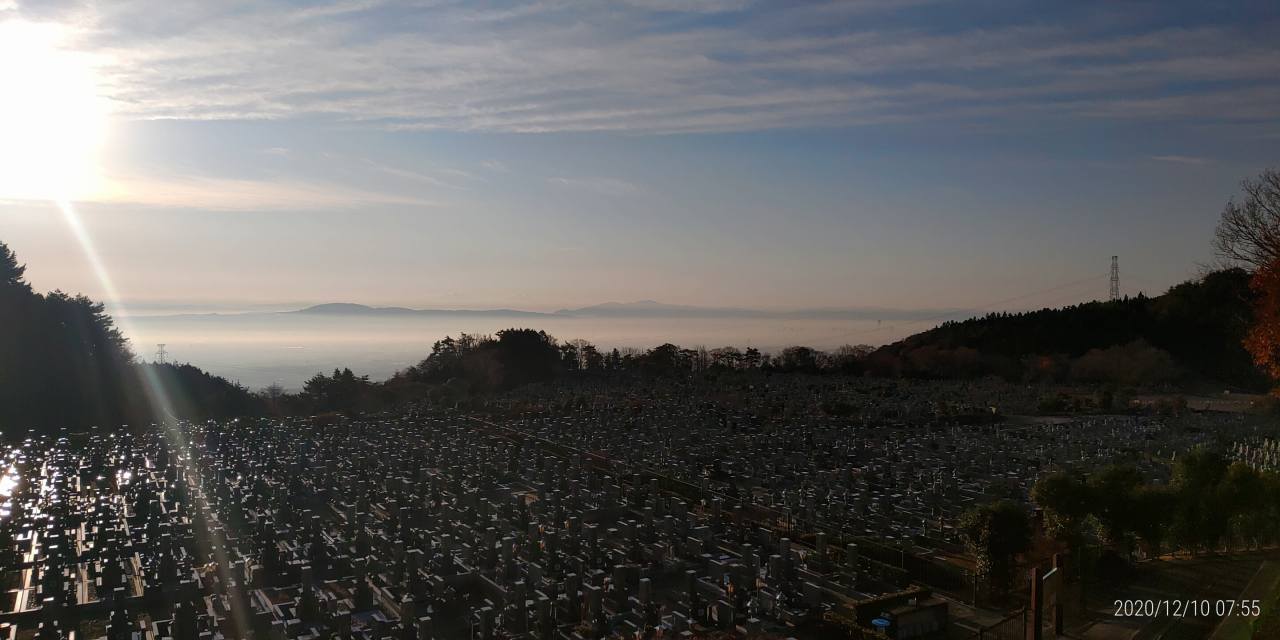 11区1番墓所から園内（南）風景