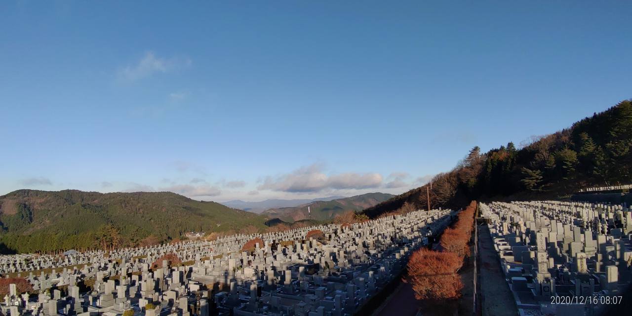 11区7番墓所から園内（北）風景