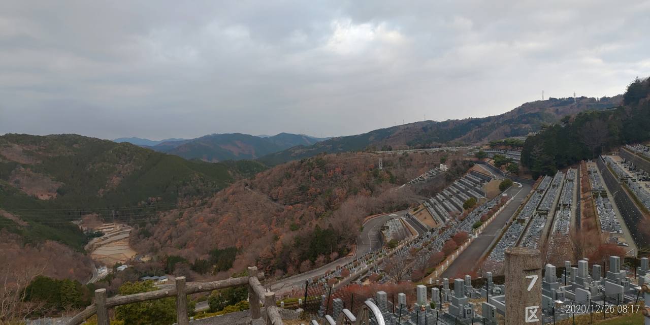 7区3番墓所上段駐車場から風景