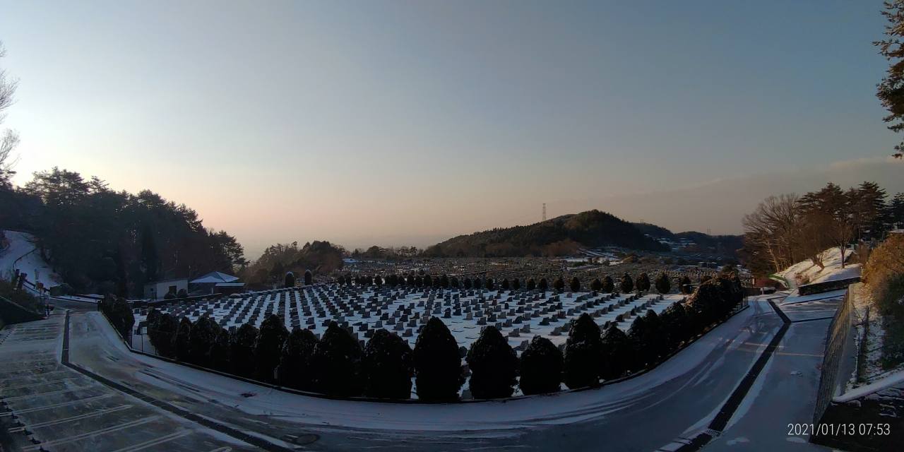 11区2番芝生墓所園内風景