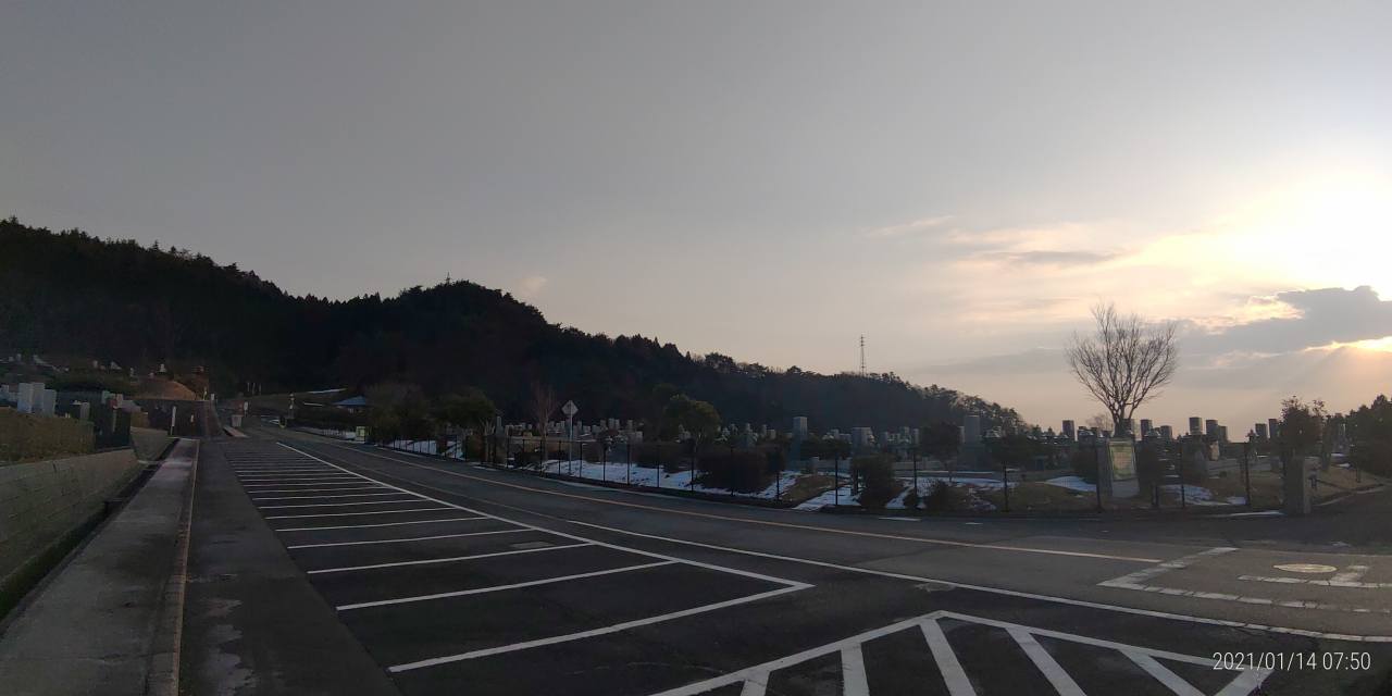 バス通り・1区4番墓所（東向）風景