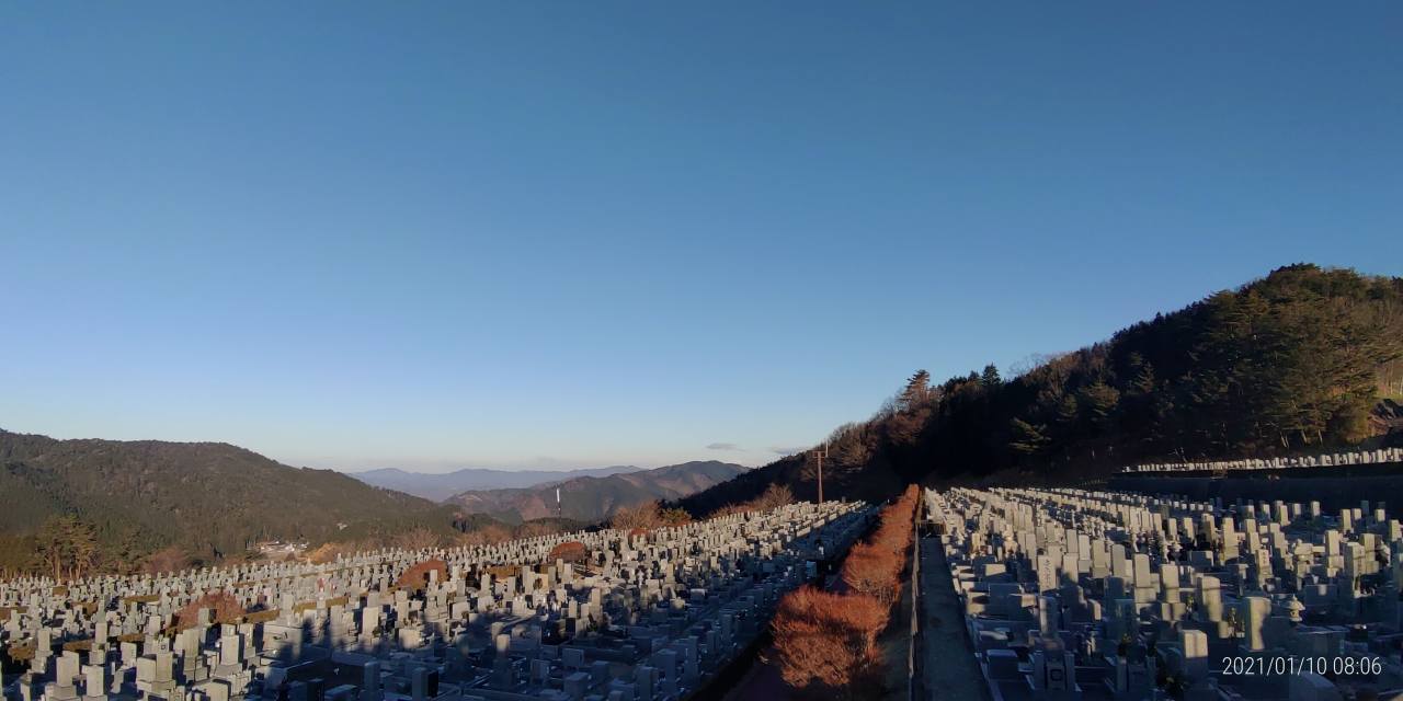 11区7番墓所から園内（北）風景