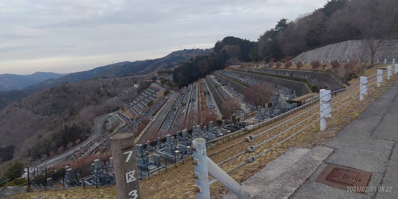 7区3番墓所上段駐車場からの風景