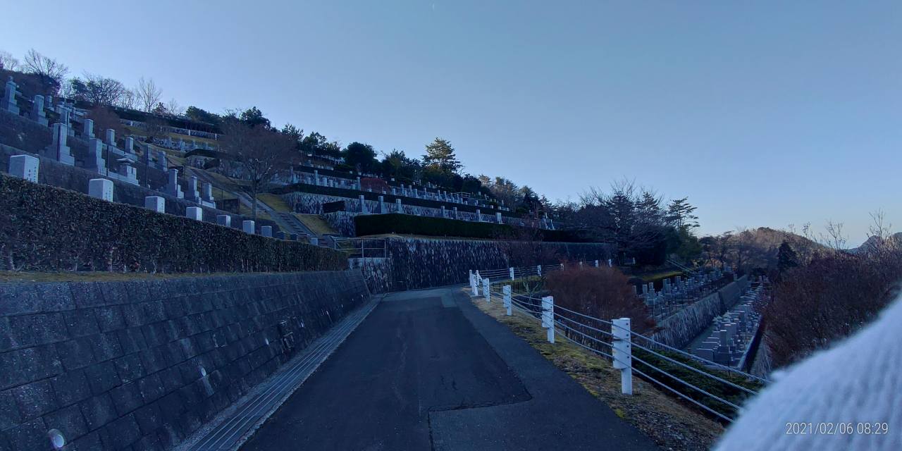 階段墓所・7区5/6番墓所枝道風景①