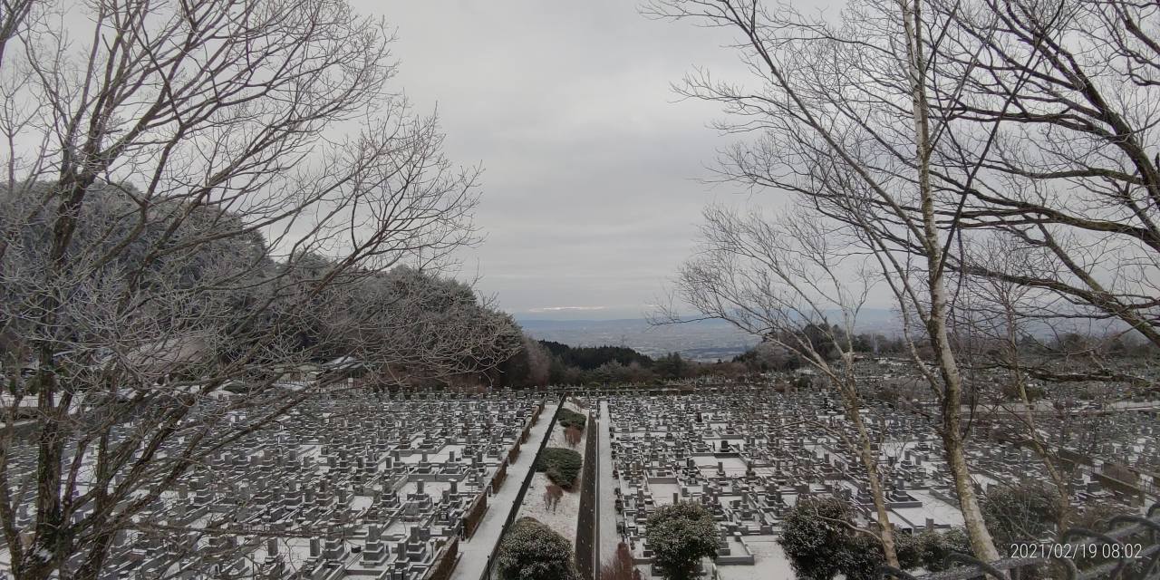 11区1番墓所から園内（東）風景