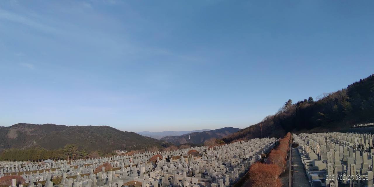 11区7番墓所から園内（北）風景