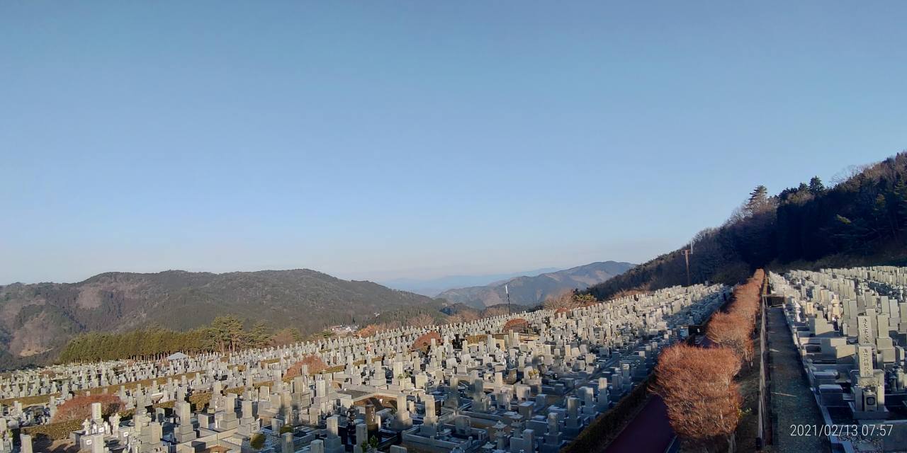 11区7番墓所から園内（北）風景