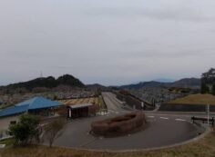 霊園北入口からの園内風景