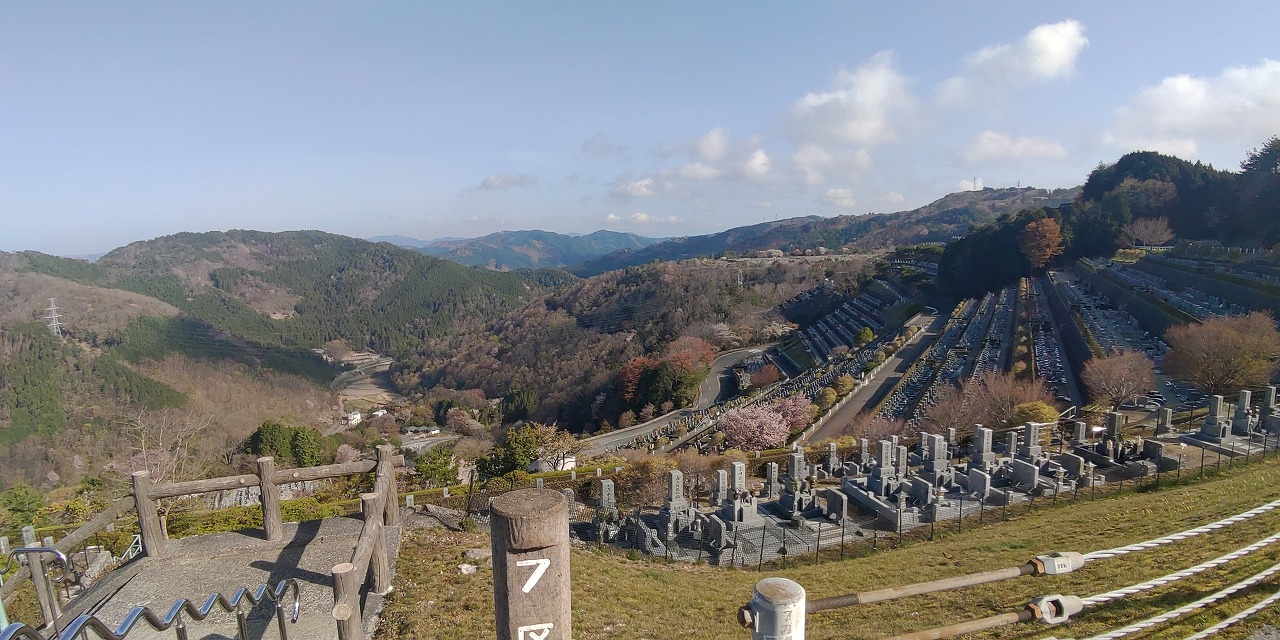 7区3番墓所上段駐車場からの風景