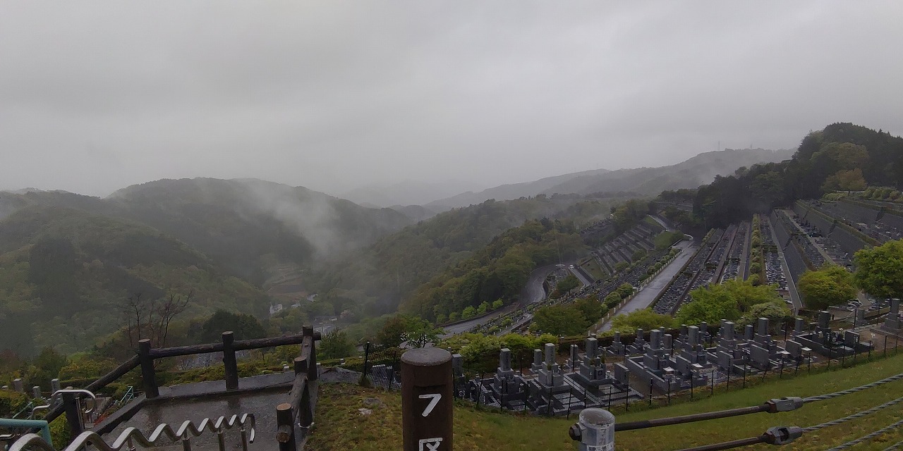 7区3番墓所上段駐車場からの風景