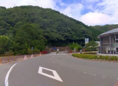 霊園書面入口風駅