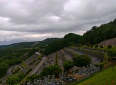 7区3番墓所上段駐車場から風景①