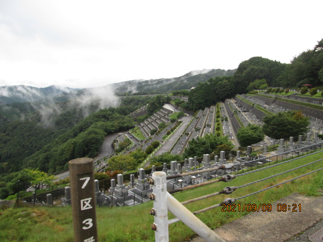 7区3番墓所上段駐車場からの風景①