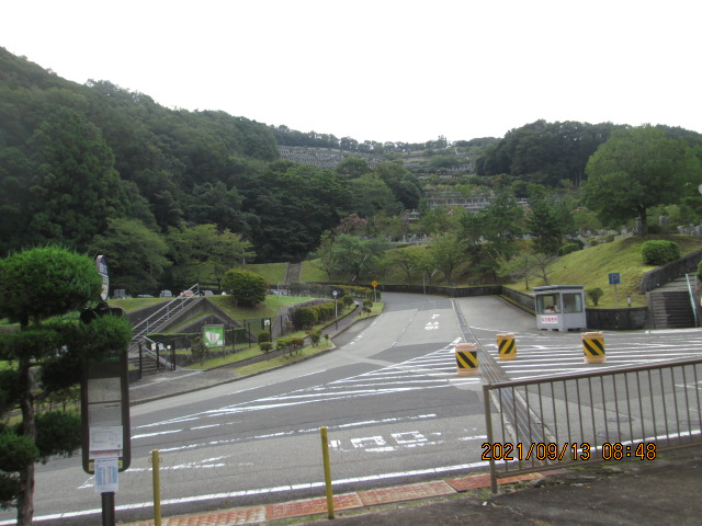 バス通り5区バス停からの風景