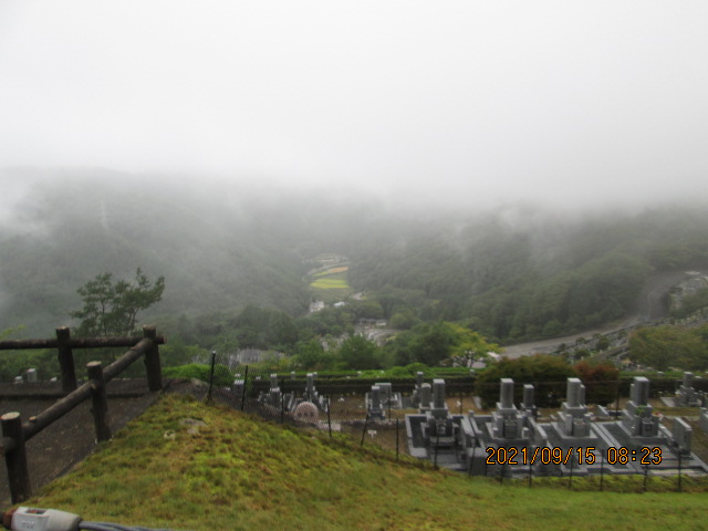 7区3番墓所上段駐車場からの風景②