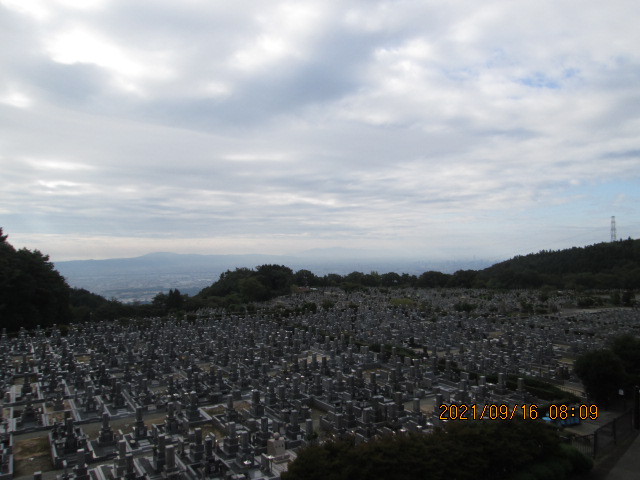 11区1番墓所から（南）風景