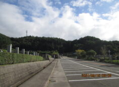 バス通り（北東向き）北入り口風景