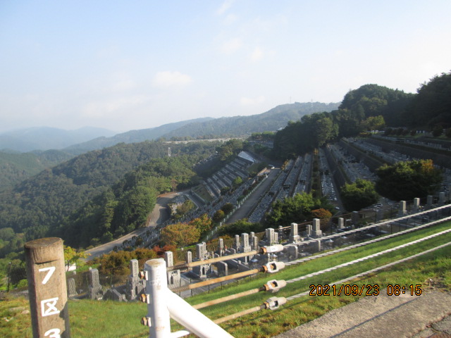 7区3番墓所上段駐車場からの風景①