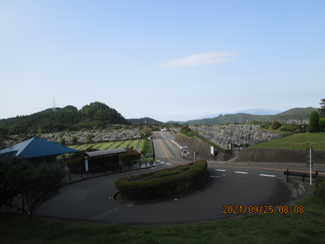 霊園北入り口から風景　