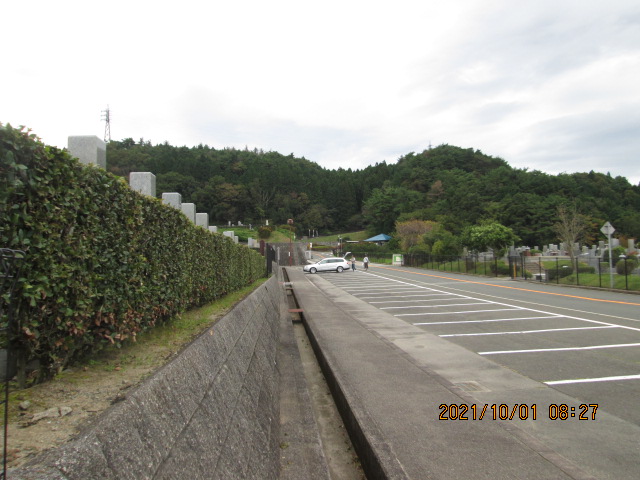 バス通り（北東向き）北口バス停方向