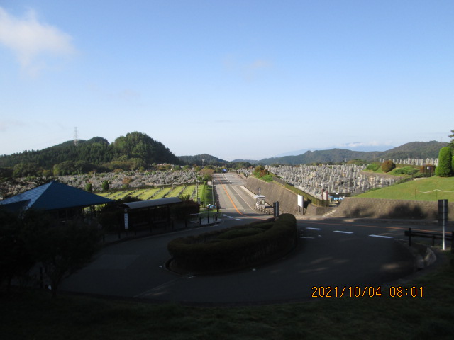 霊園北入り口から風景　