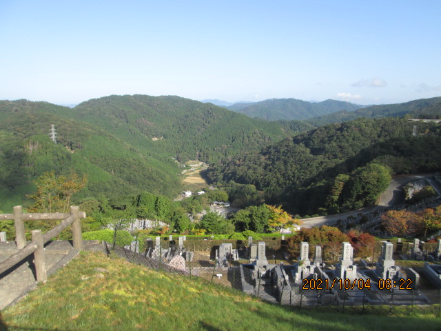 7区3番墓所上段駐車場からの風景②