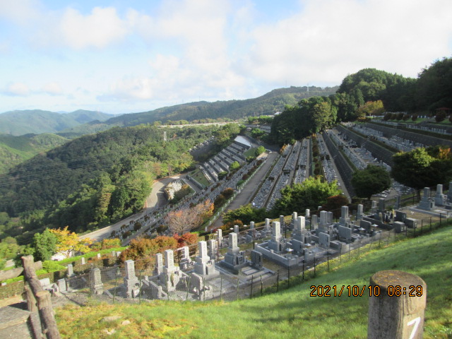 7区3番墓所上段駐車場からの風景①