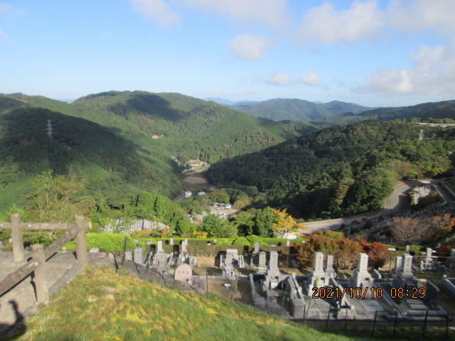 7区3番墓所上段駐車場からの風景②