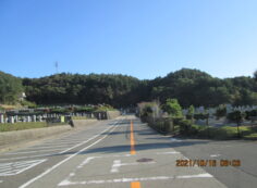 バス通り（北東向き）北入り口風景