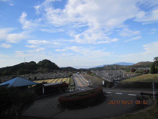 霊園北入り口から風景　