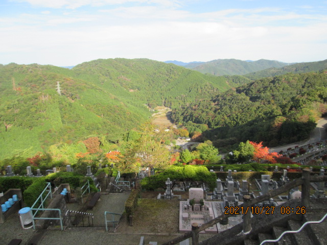 7区3番墓所上段駐車場からの風景②