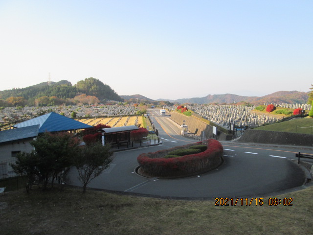 霊園北入り口から風景　