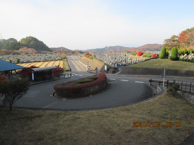 霊園北入り口から風景　