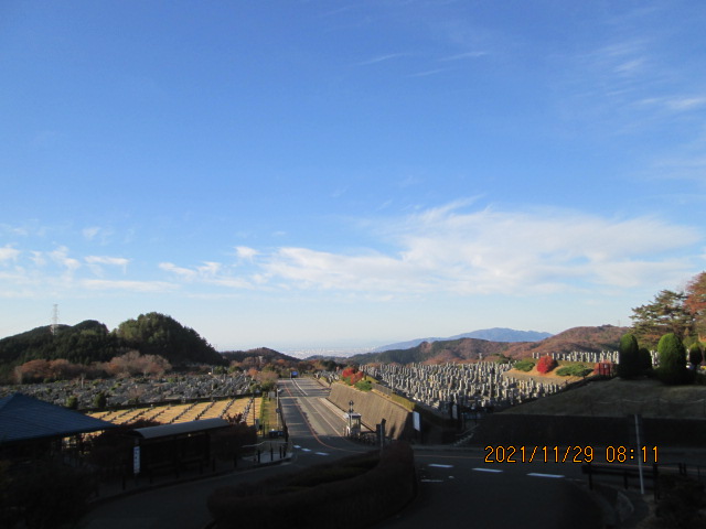 霊園北入り口から風景　
