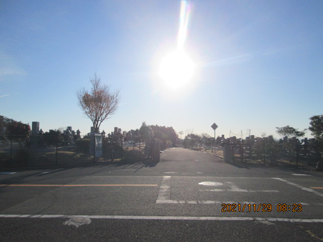 バス通り（東向き）1区4/6番入口墓所